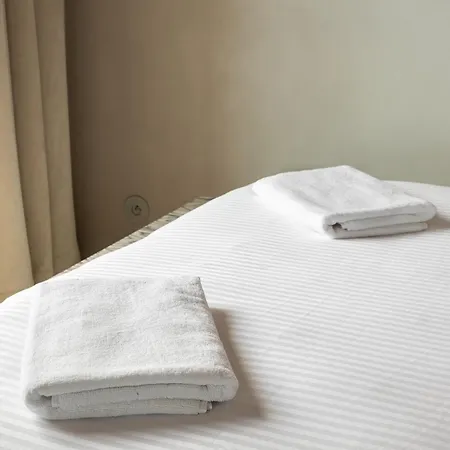 Mennica Luxury Apartman *