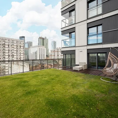 Mennica Luxury Apartman Varsó